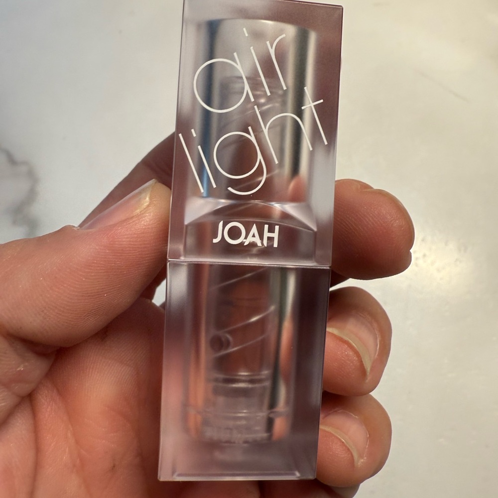 J.O.A. Air Light Lipstick - Elegant Nude